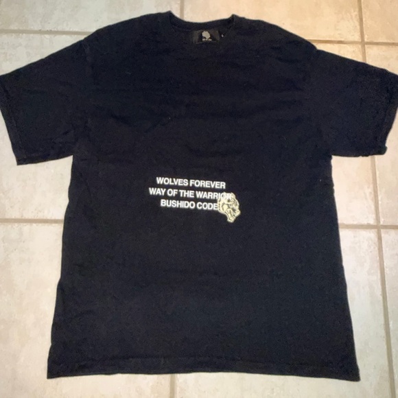 Darc Sport Black Wolves Floral Graphic Tee - Picture 2 of 3